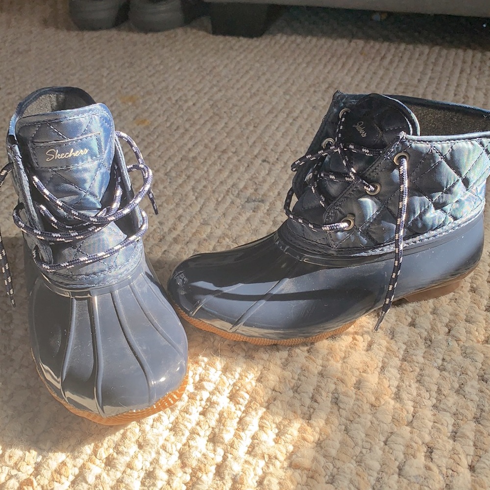 skechers rain duke boots, with memory foam inside.